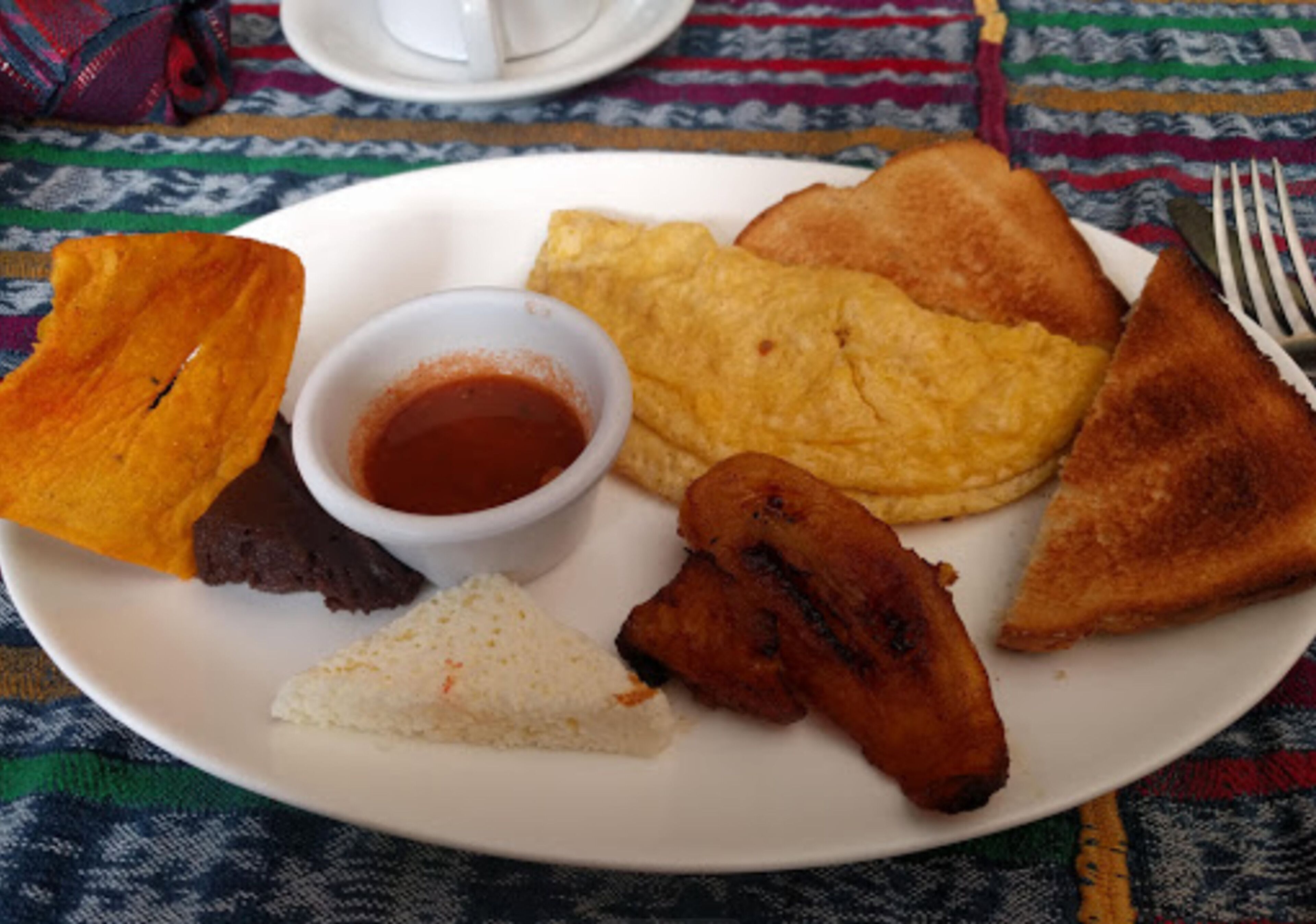 daily continental breakfast (usd 9 per person)