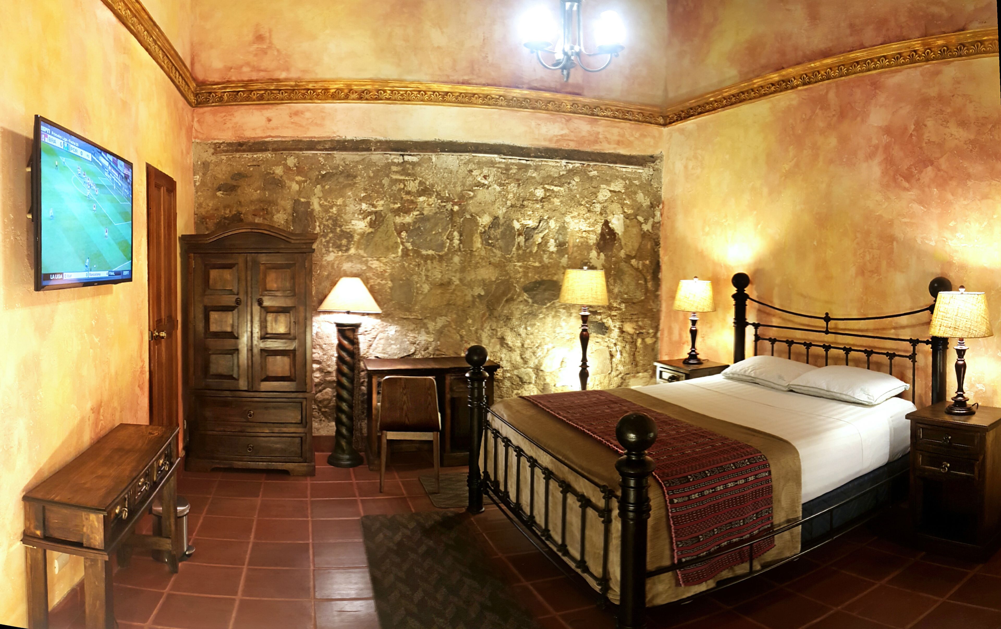 standard room, 1 queen bed | 1 bedroom, desk, iron/ironing board, free wifi