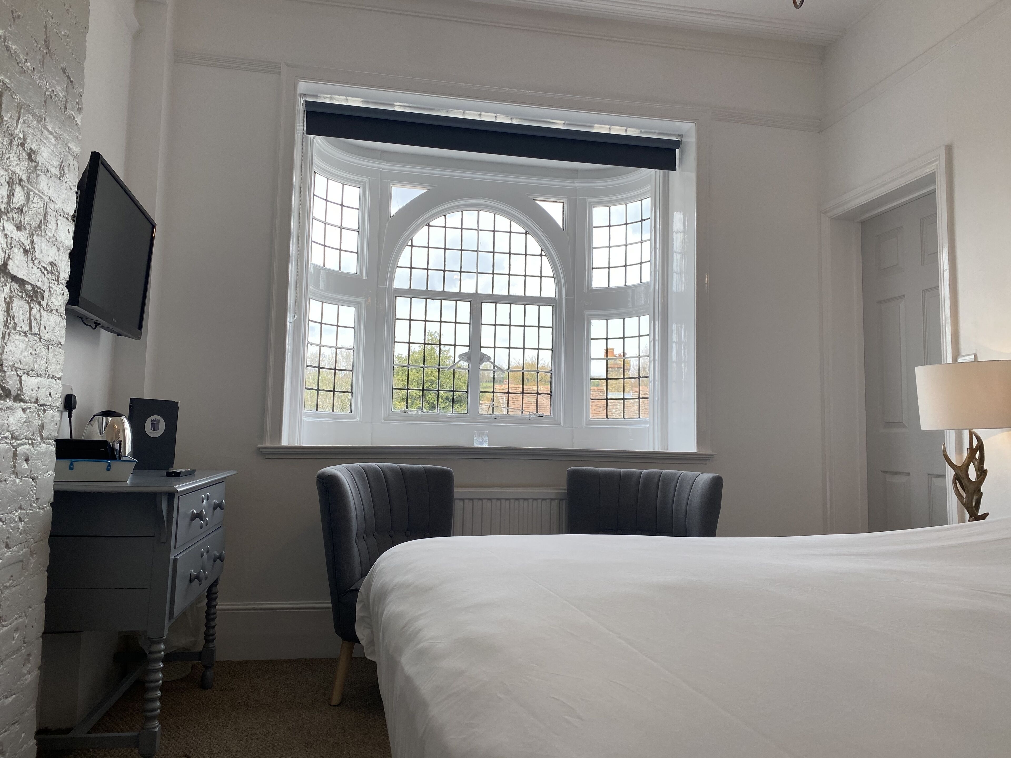 double room (room 5) | egyptian cotton sheets, blackout curtains, iron/ironing board, free wifi