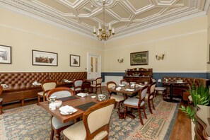 Interior - Victoria Square (Stirling)