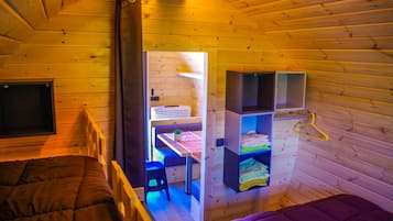 Dizüstü bilgisayar çalışma alanı, güneşlik/perde, portatif/ilave yatak