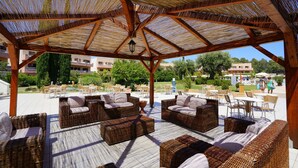 Poolside bar - Nicolaus Club Otium Sibari Resort (Villapiana)