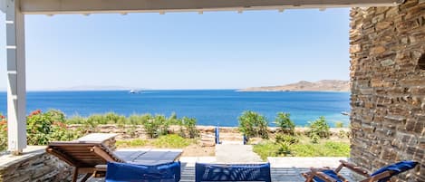 Villa, 2 Bedrooms, Sea View, Oceanfront | Terrace/patio