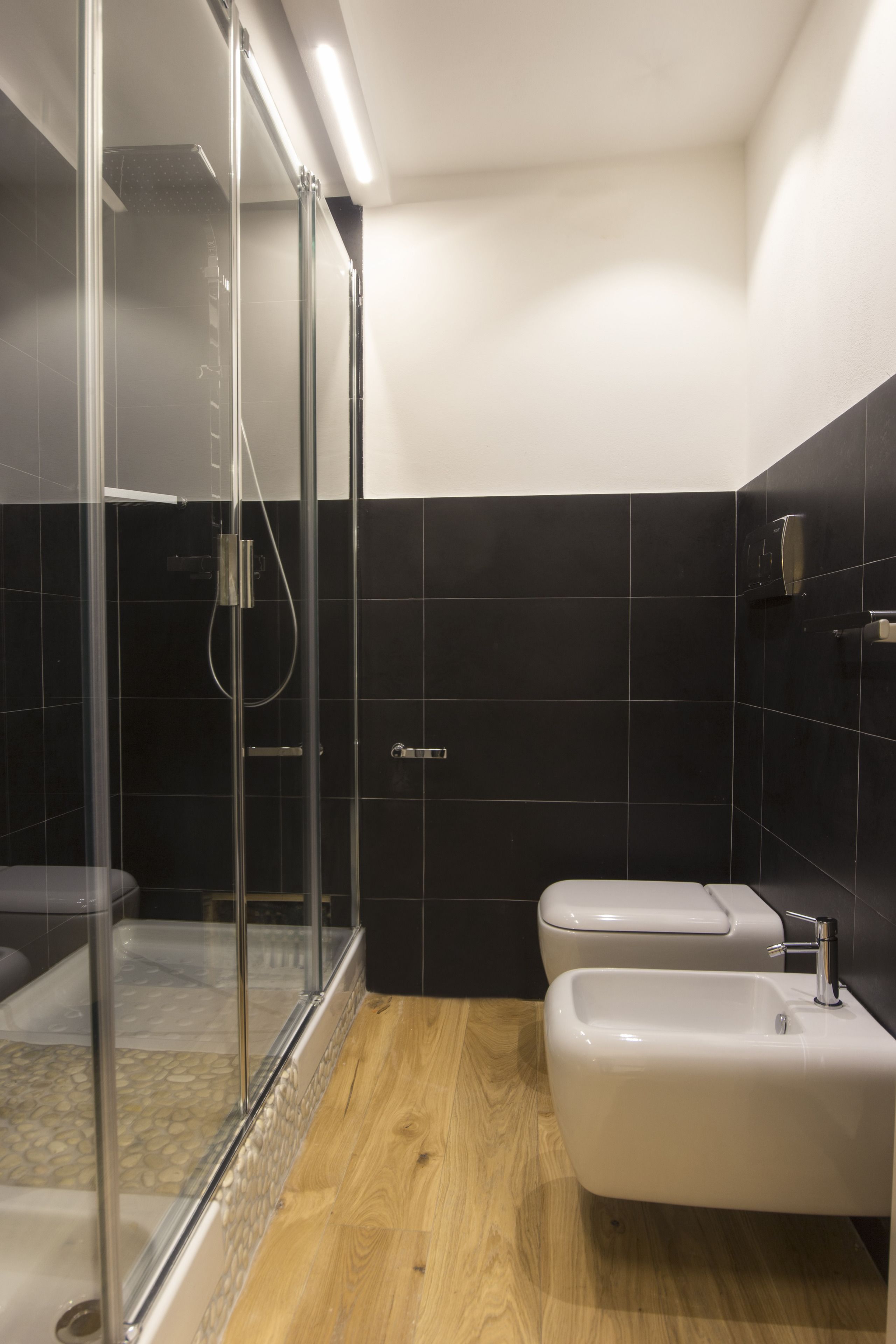 free toiletries, hair dryer, bathrobes, bidet