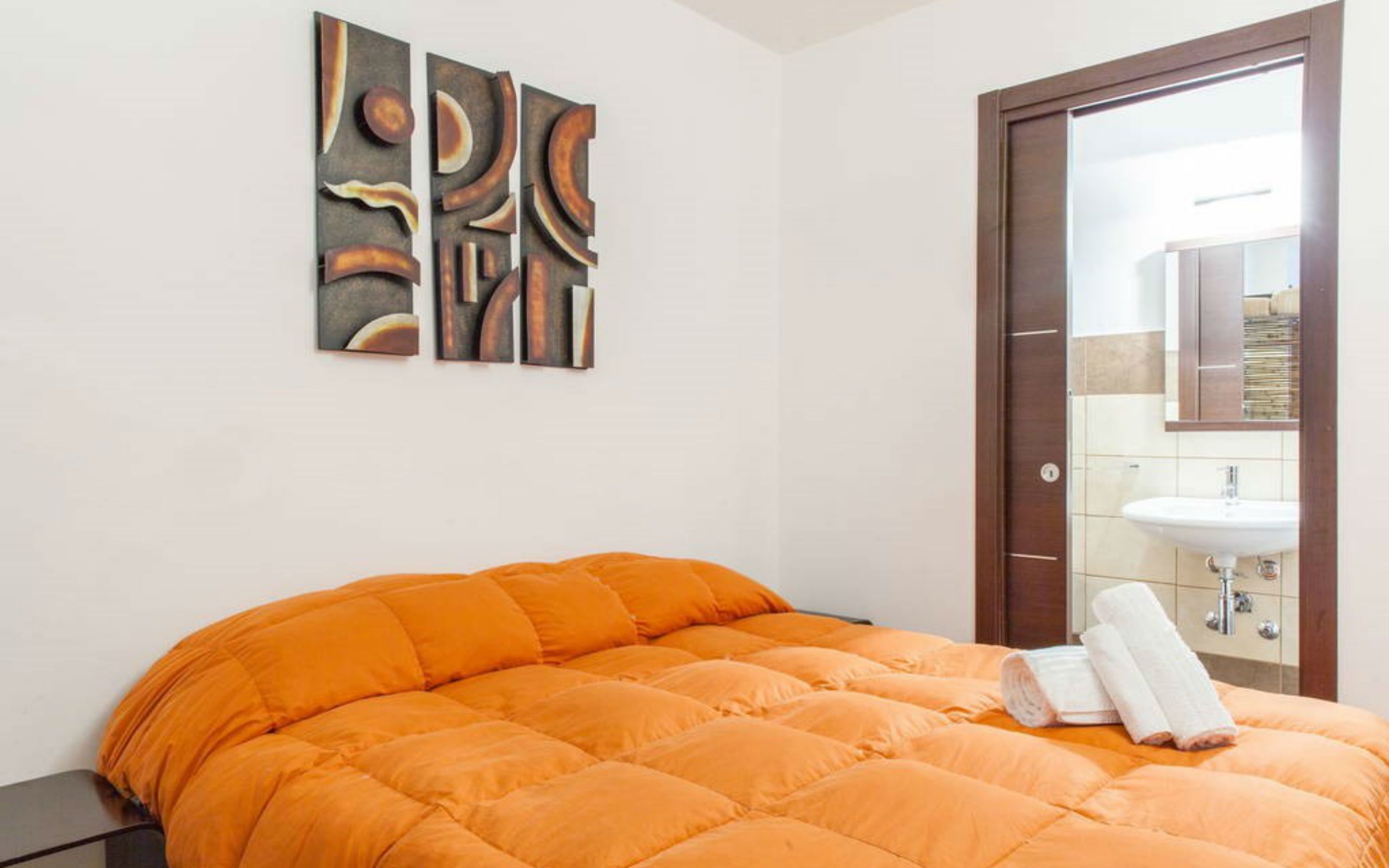 studio, kitchenette, annex building | minibar, in-room safe, desk, soundproofing