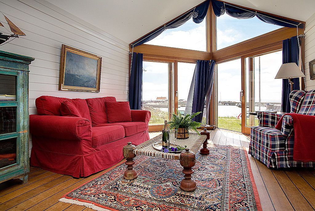 Suite (Sjövillan) | Living area | TV