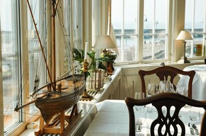 2 Restaurants, Mittagessen, Abendessen, skandinavische Küche