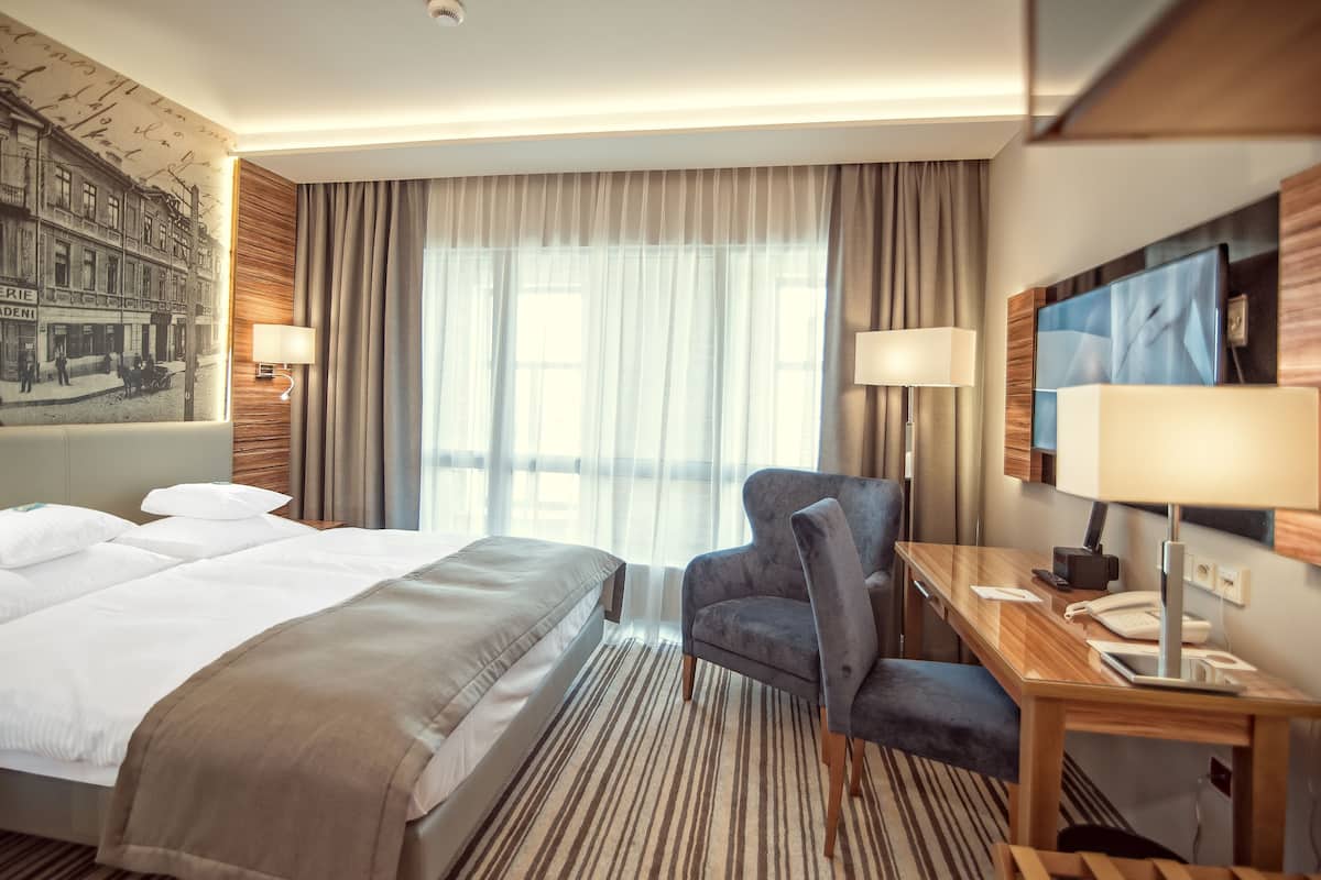 Chambre Double Classique | Literie de qualité supérieure, minibar, coffres-forts dans les chambres
