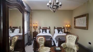 Pengeskab på værelset, individuelt design, individuel indretning