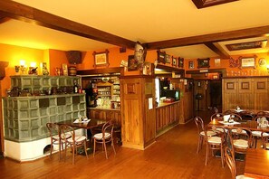 Local cuisine - Hotel Restaurant Švejk (Bublava)