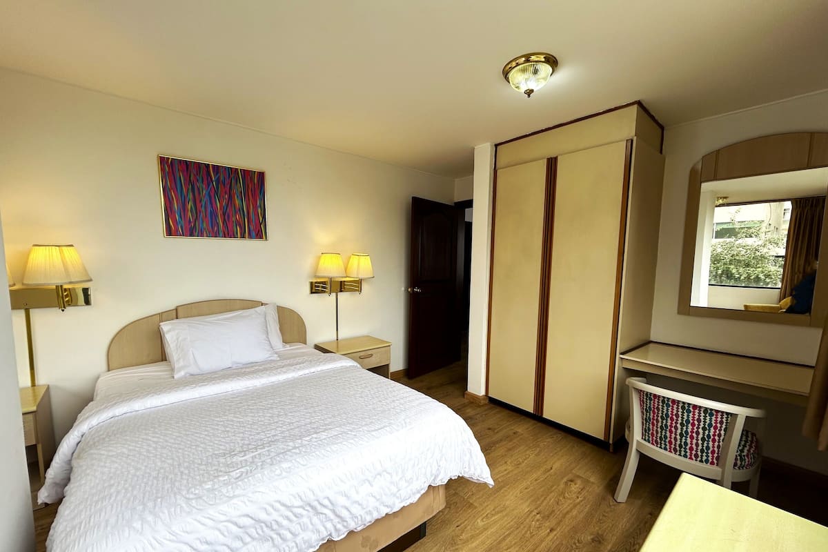 Suite familiar | 1 habitación, caja de seguridad en la habitación y muebles diferentes