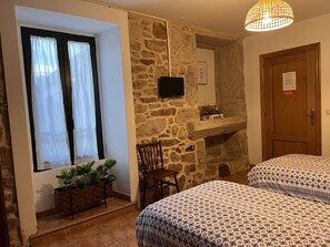 Twin Room, Accessible