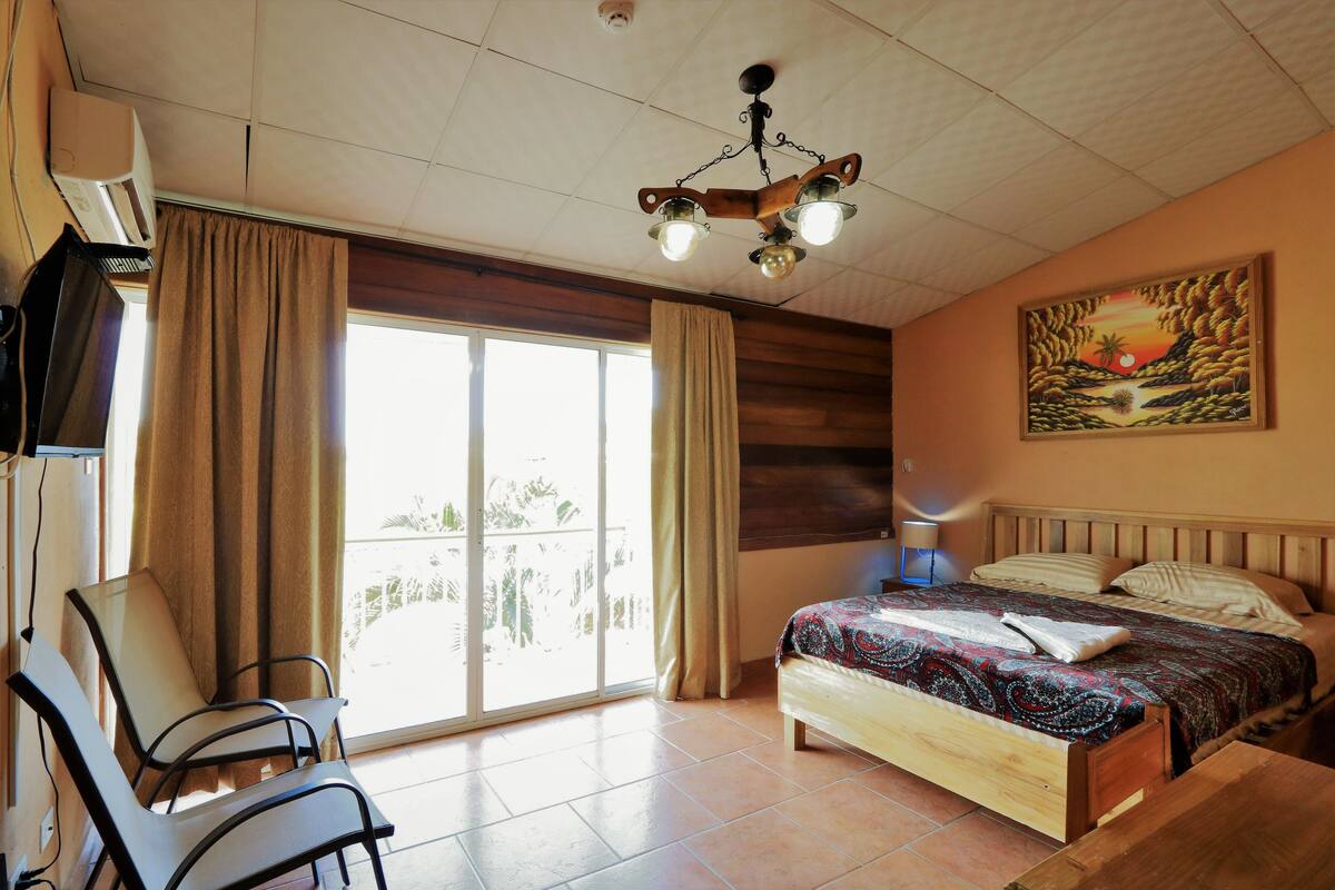 Classic Double Room, 1 Queen Bed, Balcony | WiFi (free)