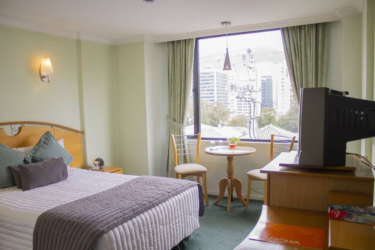 Habitación Estándar Individual | Premium bedding, down comforters, minibar, in-room safe