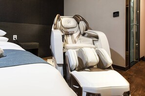 Habitació doble prèmium | Roba de llit d'alta qualitat, cobrellits i minibar 
