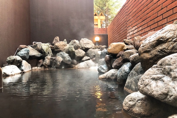 Sauna, Thermalbad/Mineralquelle