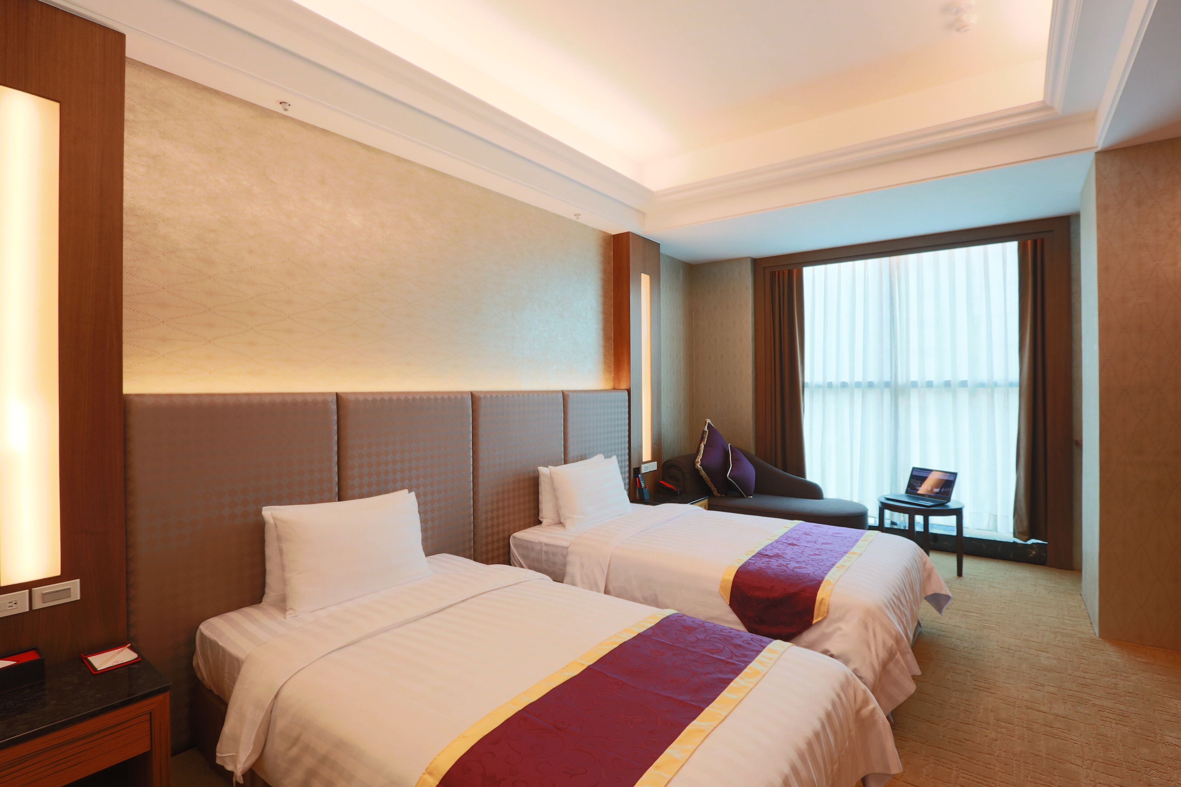 deluxe twin room | in-room safe, desk, blackout curtains, iron/ironing board