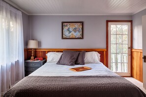 1 bedroom, premium bedding, cots/infant beds, rollaway beds