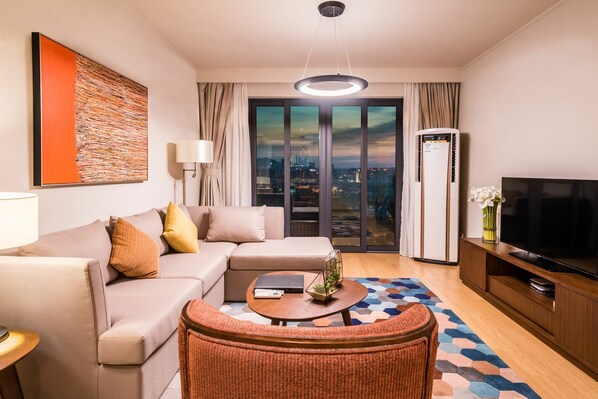 Chambre supérieure, 2 chambres | 1 chambre, couette en duvet, coffre-fort, rideaux d’obscurcissement