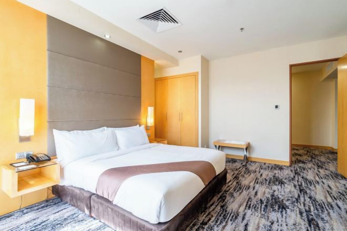 Ropa de cama de alta calidad y minibar 