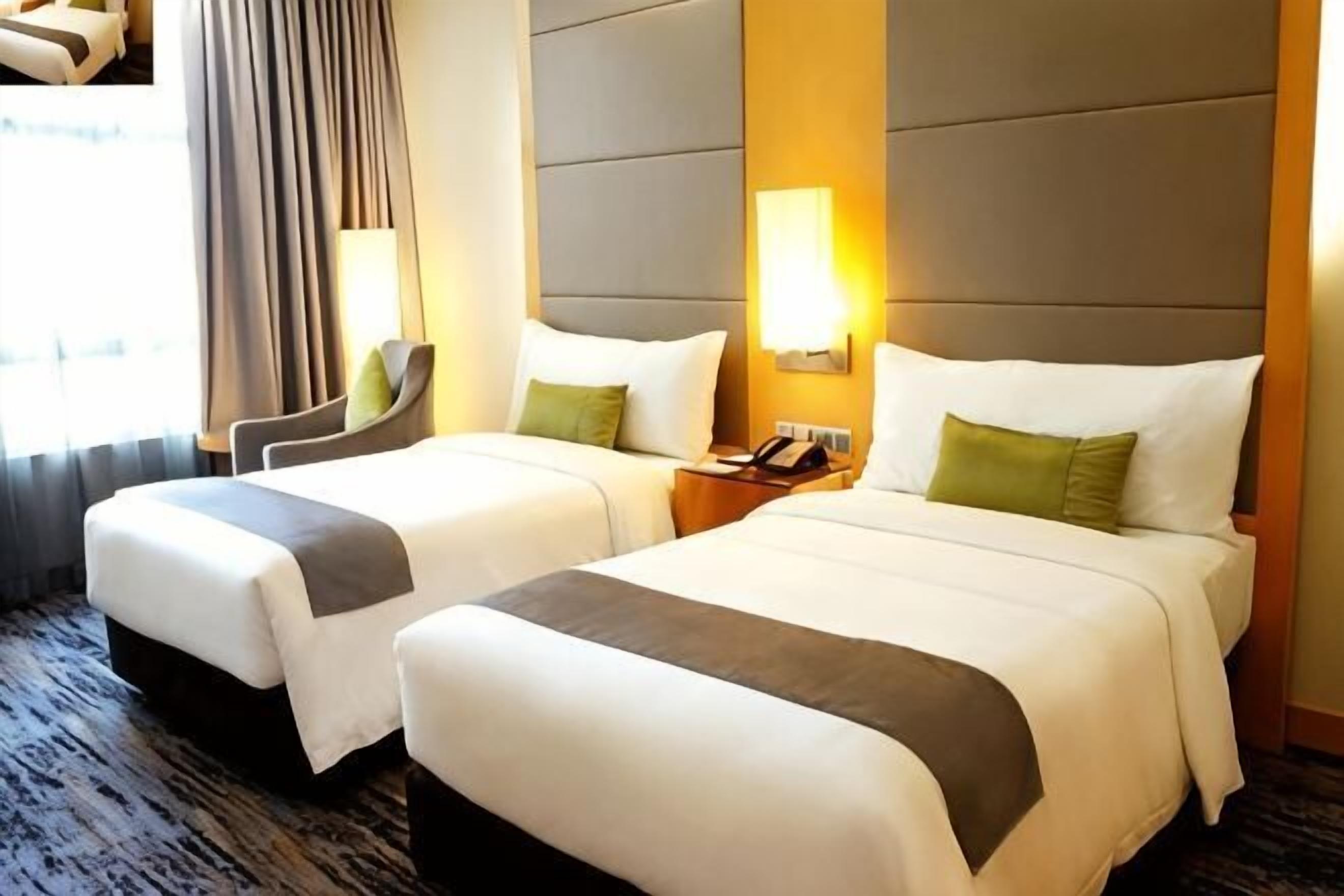 Premium bedding, minibar, in-room safe, desk