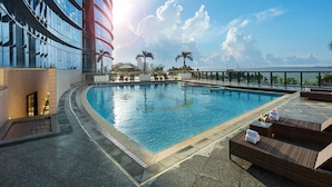 Unclassified image, 2 of 56, button - Grand Bay Hotel Zhuhai (Zhuhai)