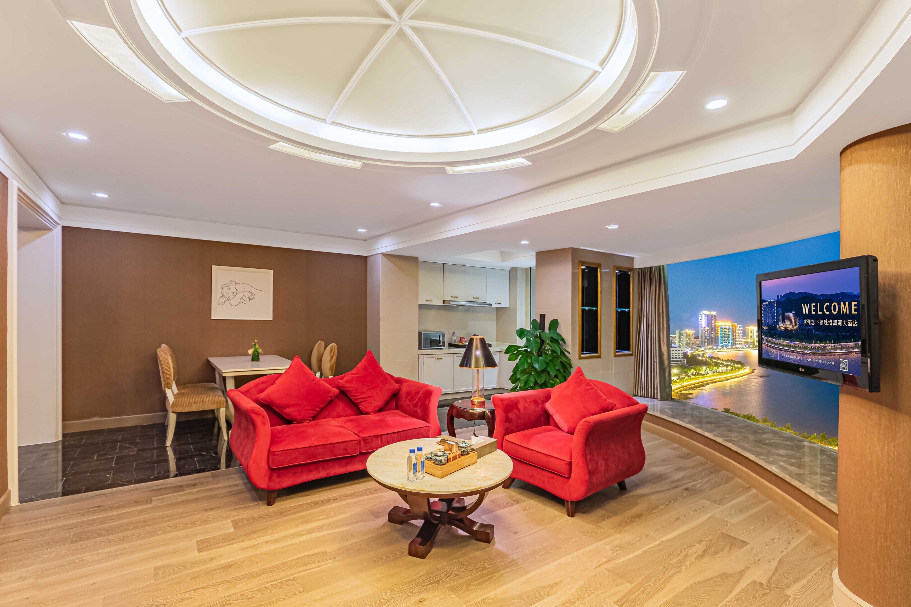 grand palace royal sea view suite | minibar, in-room safe, desk, blackout curtains