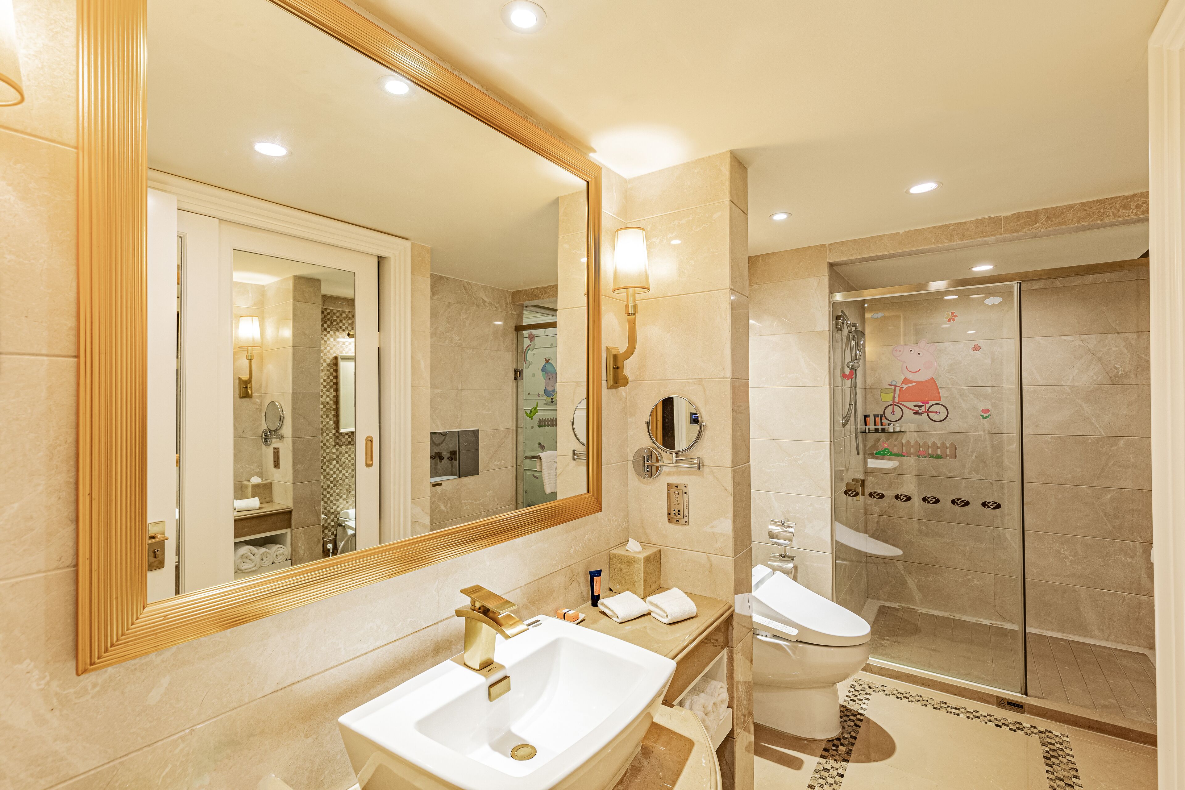 grand palace deluxe sea view family room | bathroom | separate bathtub and shower, free toiletries, hair dryer, dressing gowns