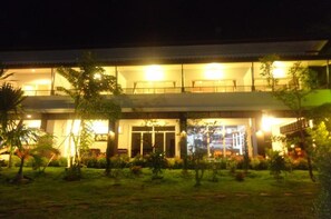 Front of property – evening/night - Nature Line Resort Khanom (Khanom)
