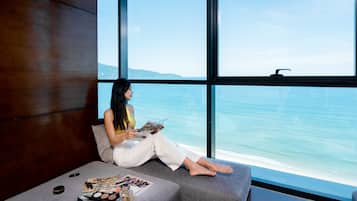 Premier Room, Ocean View | Beach/ocean view