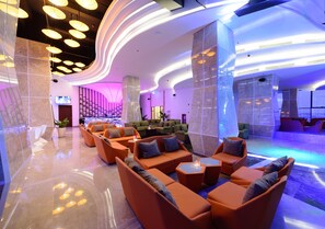 Bar (on property) - Grand Tourane Hotel (Da Nang)