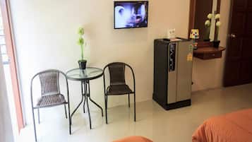 Deluxe Double Room | Desk, free WiFi