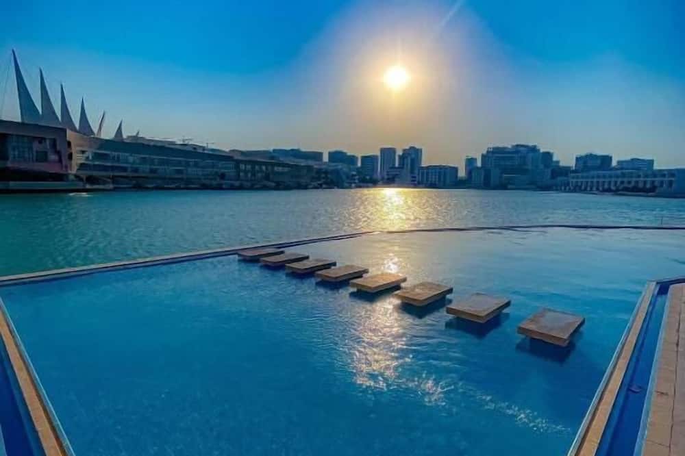 Sealoft Villas
