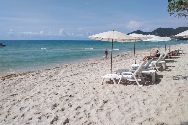 Beach nearby, white sand