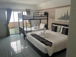 Quadruple Room | Premium bedding, in-room safe, desk, free WiFi - Samui Green Hotel (Koh Samui)