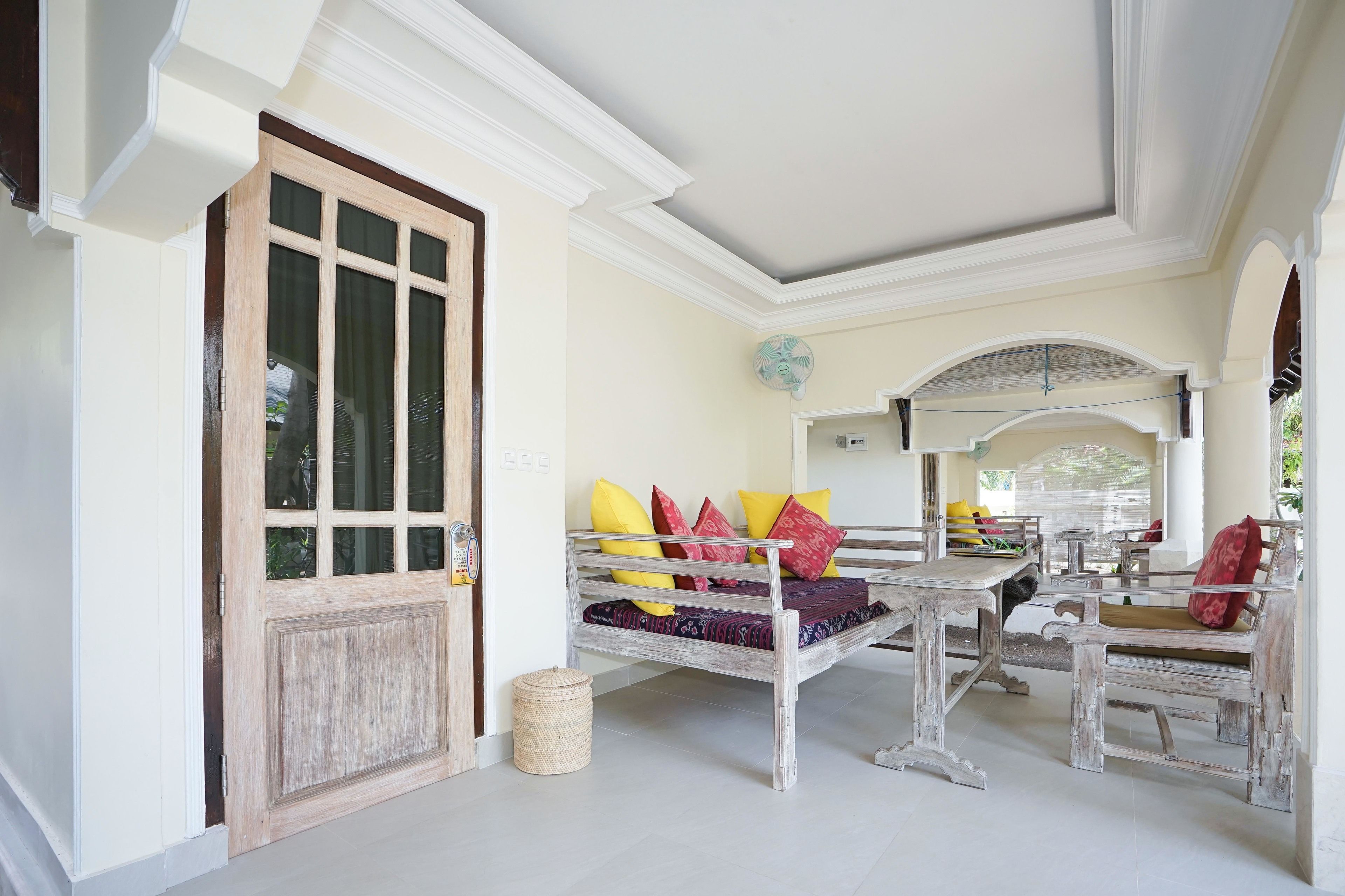 one-bedroom bungalow | terrace/patio