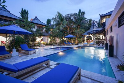 吉利特拉旺安马尔塔斯酒店