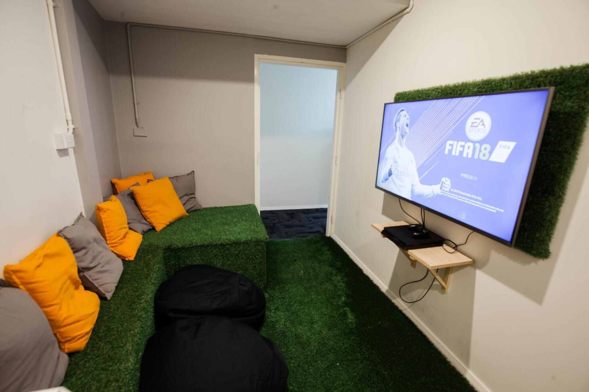 Foto - Mad Monkey Broadway