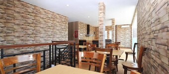 Amaya Suites