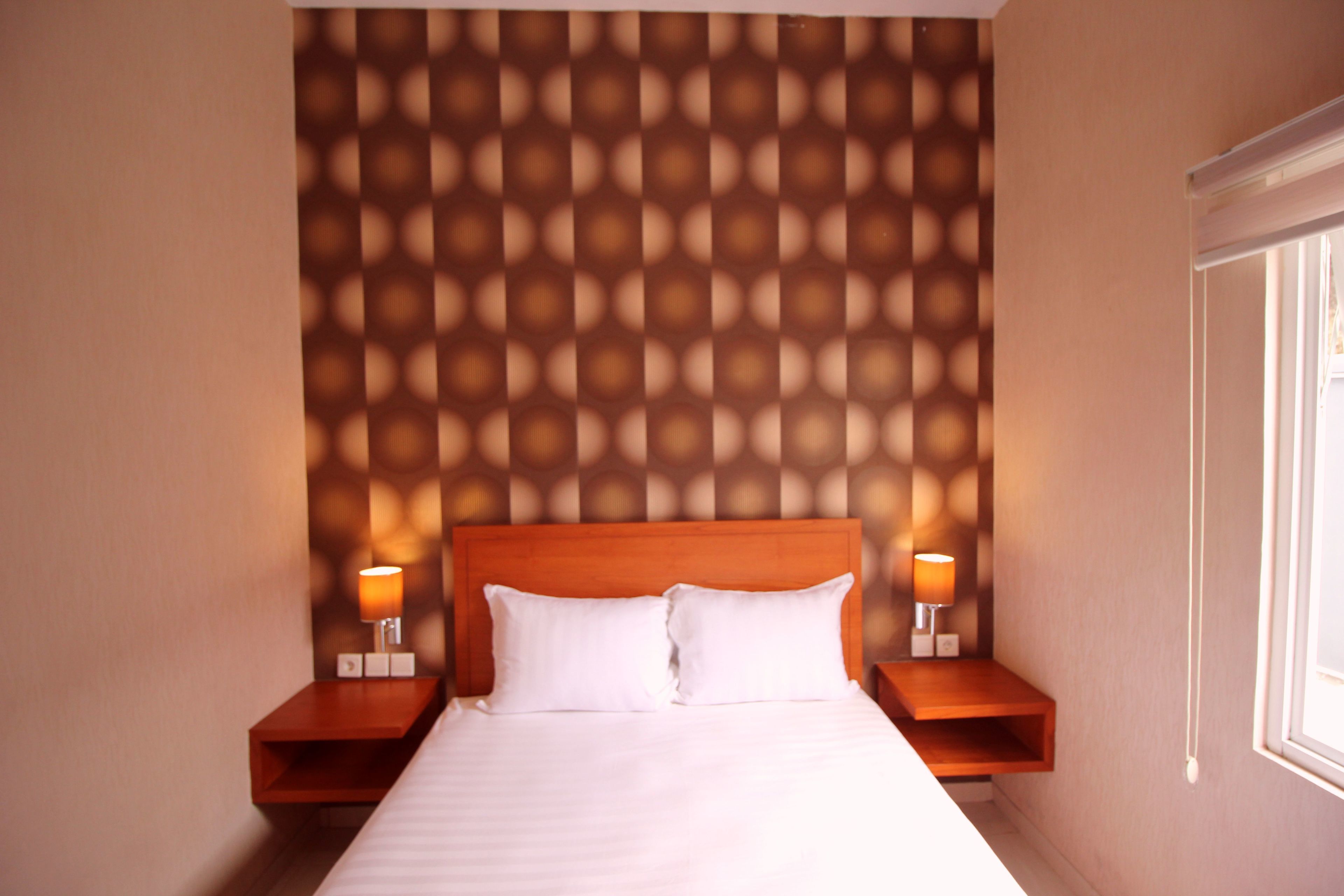 Standard Double or Twin Room, Non Smoking | Desk, soundproofing, free WiFi, bed sheets