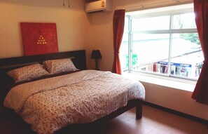 Familie appartement | 1 slaapkamer, een minibar, een kluis op de kamer, een bureau