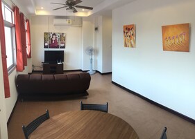 家庭公寓 | 起居区 | 平板电视