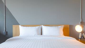 Premier Room (King Bed) | Desk, laptop workspace, blackout curtains, iron/ironing board