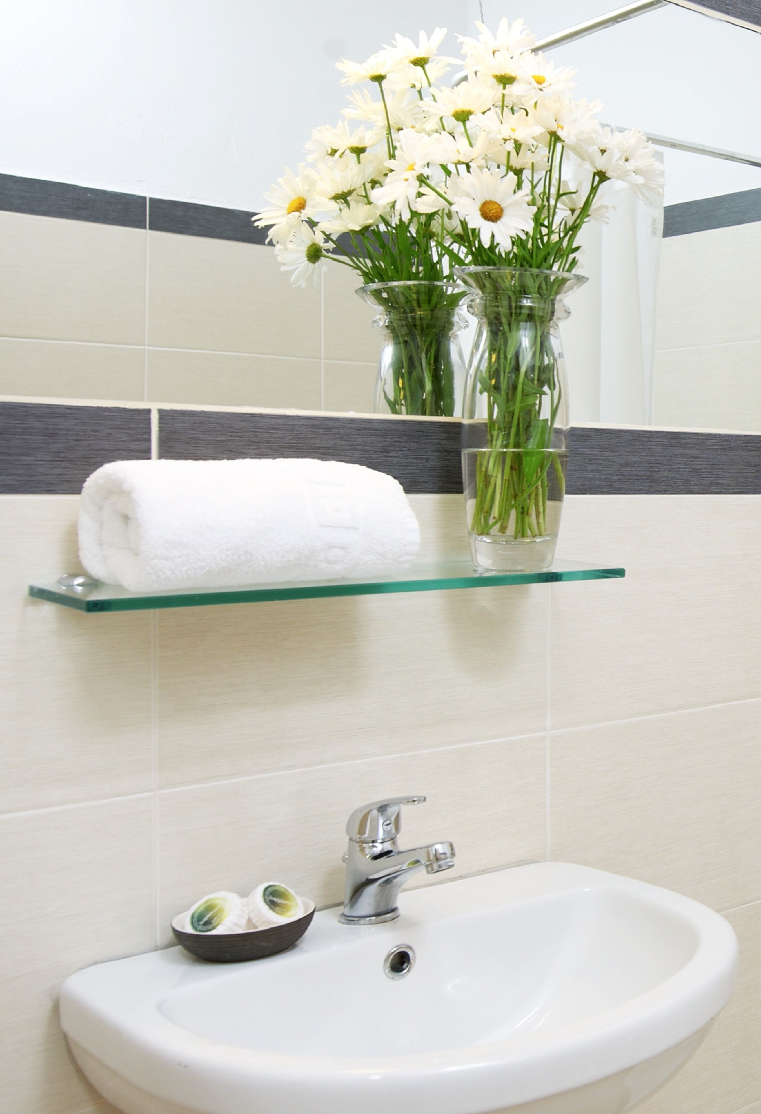 family suite, 1 bedroom | bathroom | shower, free toiletries, hair dryer, bathrobes