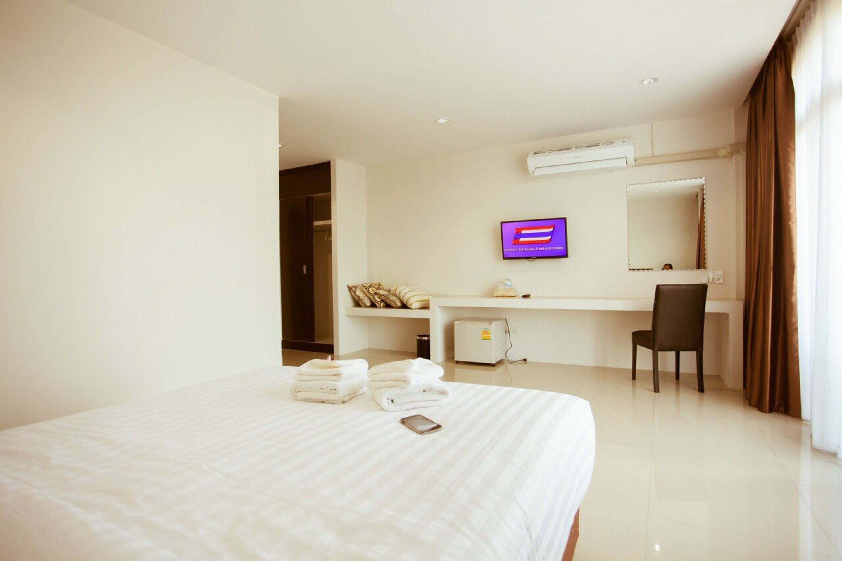 standard double room | room amenity