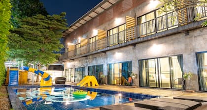 The Bike Loft Family Hostel