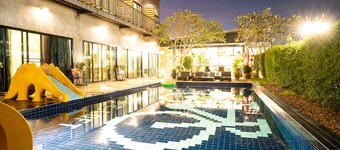 The Bike Loft Family Hostel