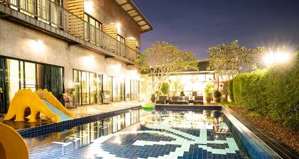 The Bike Loft Family Hostel