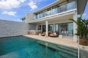 Front of property - Villa Patrick (Koh Samui)