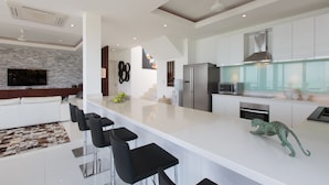 Villa de lujo, 3 habitaciones, vista al mar | Cocina privada